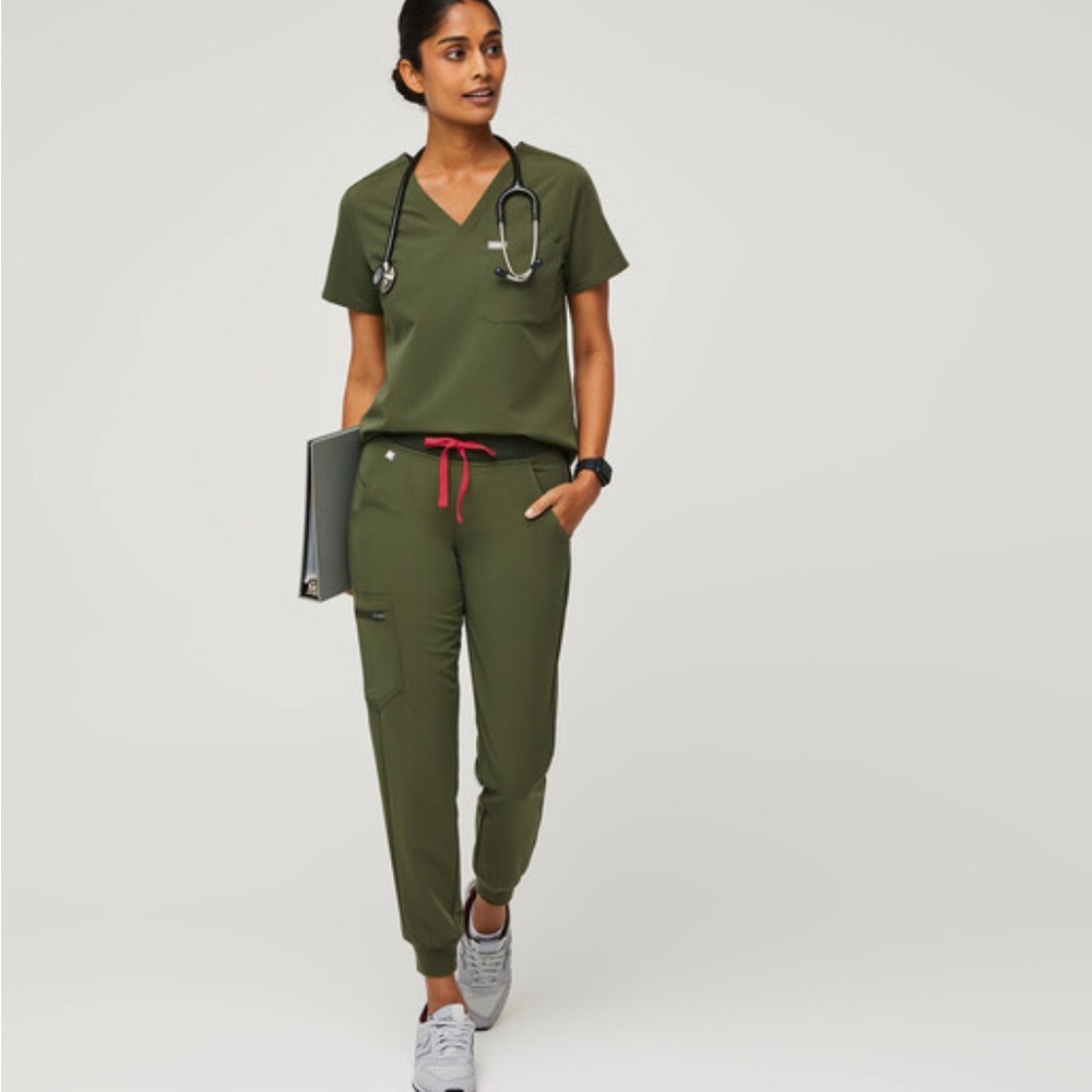 Figs Dark Olive Set